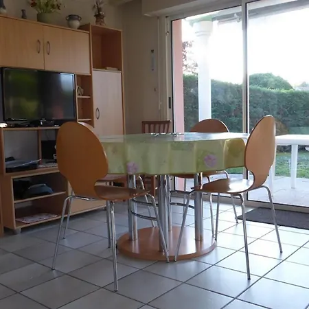 Maison Duplex A Avec 2 Chambres, Jardin Et Parking - Proche Et - Fr-1-877-43 Apartament *