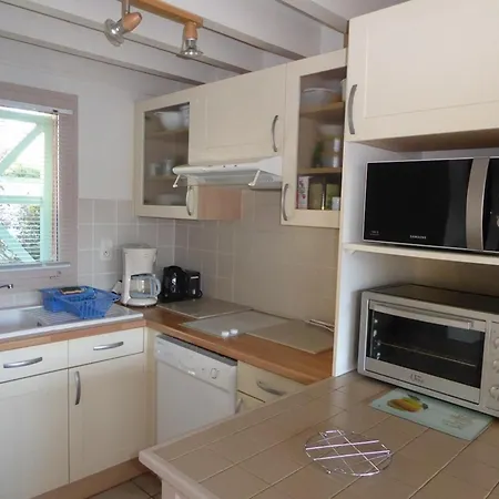 Maison Duplex A Avec 2 Chambres, Jardin Et Parking - Proche Et - Fr-1-877-43 Biscarrosse